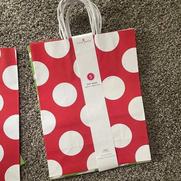 ❤️💚 Gift Bags 💚❤️ - Picture 3 of 6